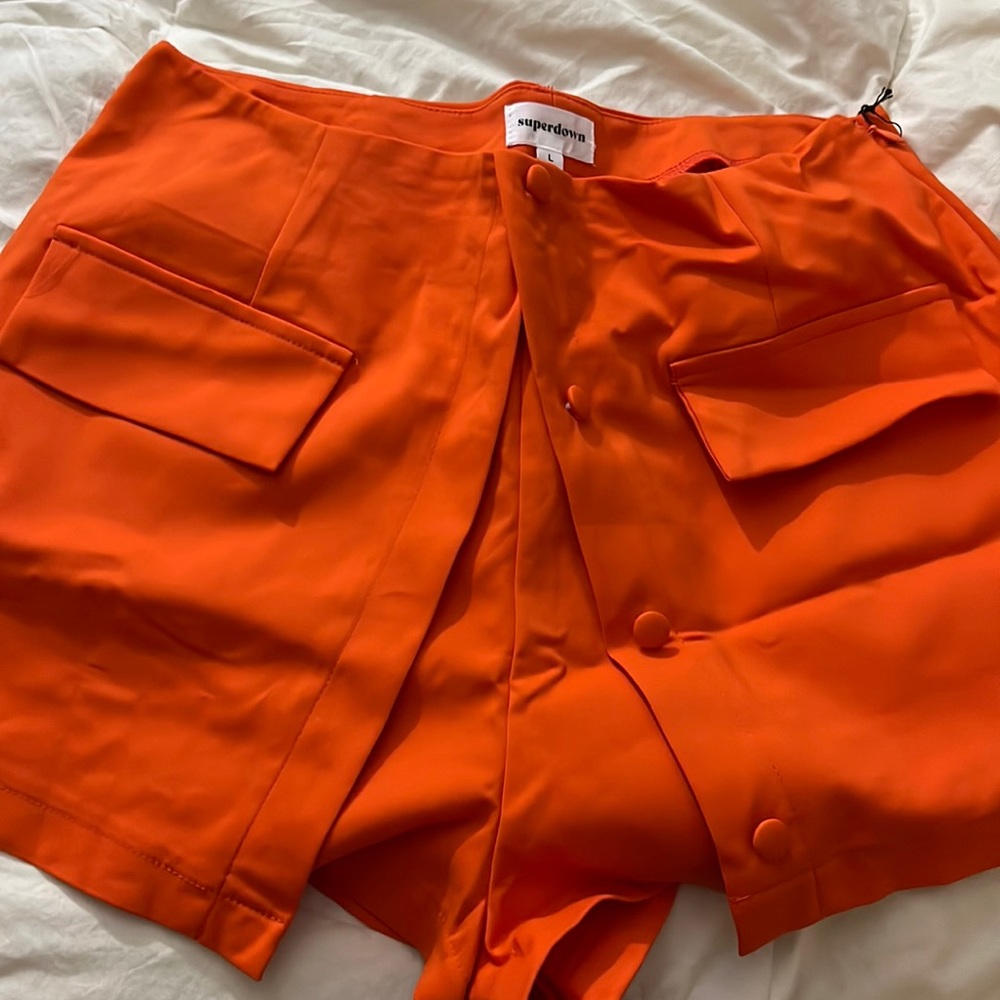 Superdown orange skort